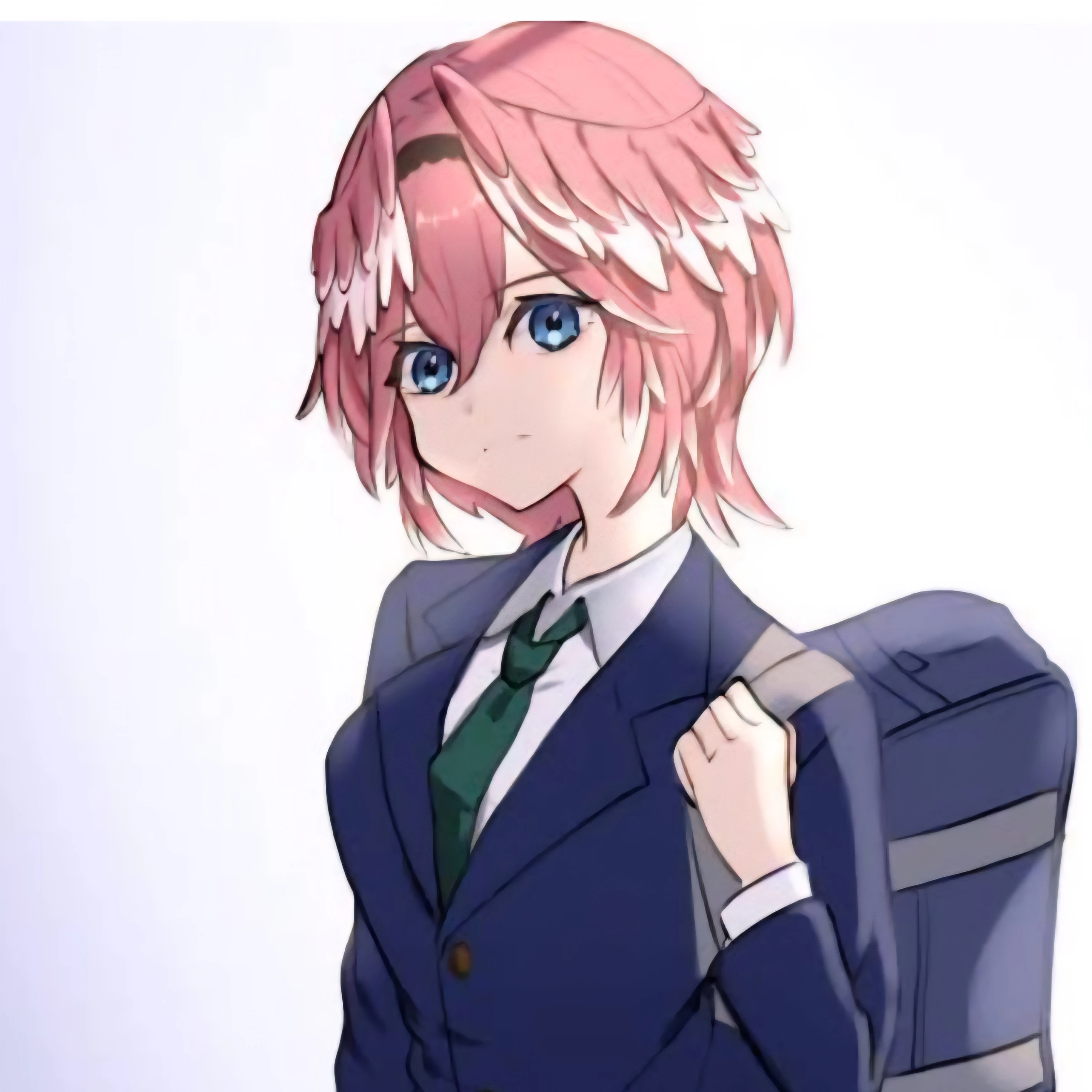 鷹嶺ルイ