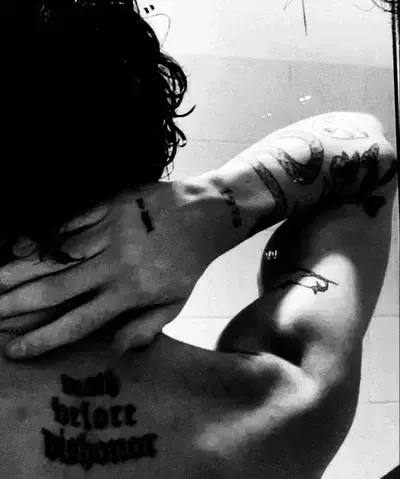 EvilAnkle7043의 Alessio Romano-AV