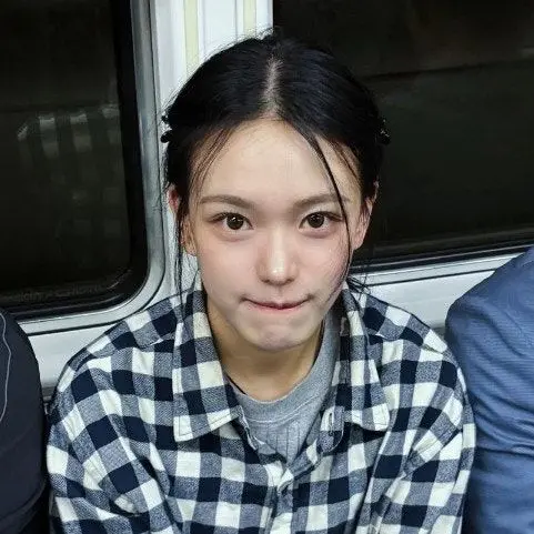 WearyHoney5467의 권시원