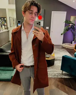 Profile image of Ethan