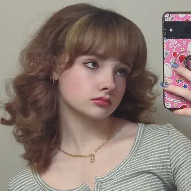 Profile image of Mandy Holland