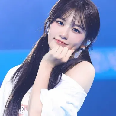 Profile image of 안유진