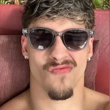 Profile image of Adrian Vargas