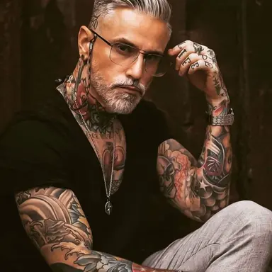 Profile image of Viktor Carson