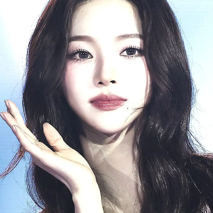 Aksiq의 유지민