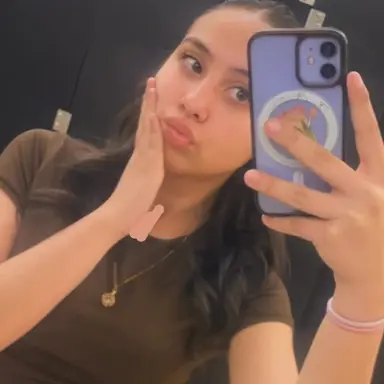 Profile image of Liana