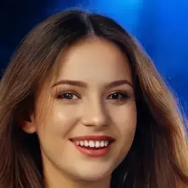 Profile image of Chloe - dancer girlfriend