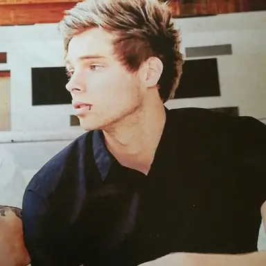 Profile image of Luke Hemmings