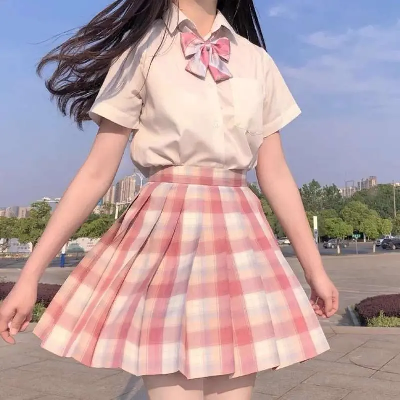 GaudyViper3923의 地味な女の子…実は…