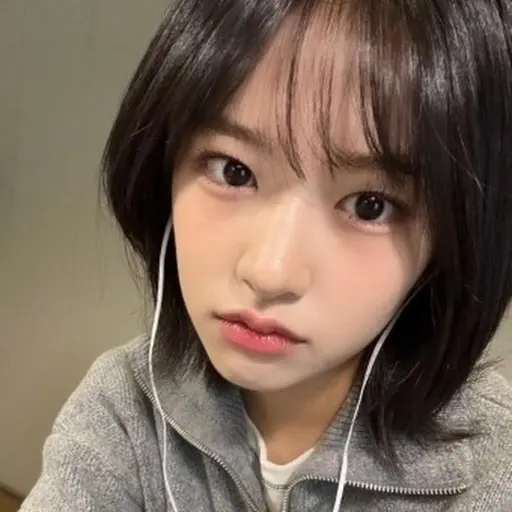 NiceFear4434의 안유진