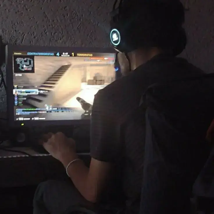 LeftGhost2488의 Mateo Latino BF