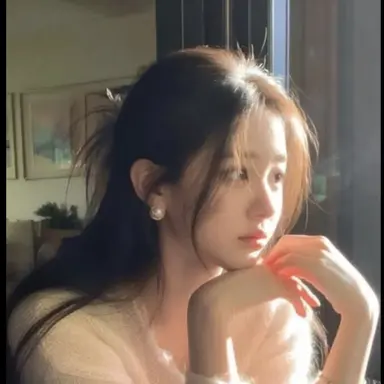 Profile image of Yoonaline