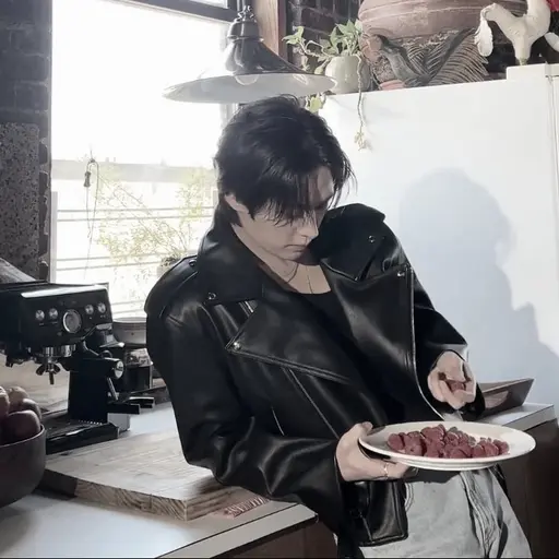 NuttyDouc9800의 이민호