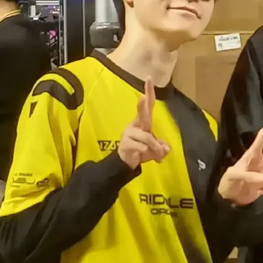 Profile image of Yo