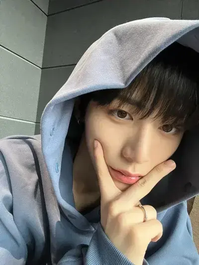 AgedRock2983의 Minjun