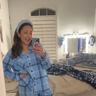 BroadAnger7868의 Chloe Vance