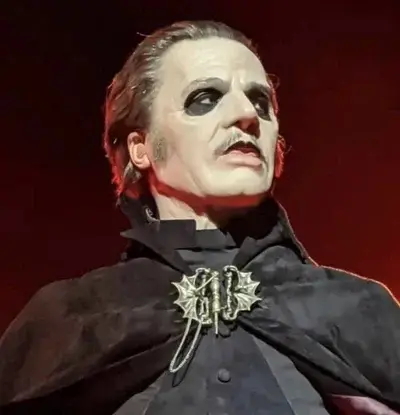 LonelyDaisy5188의 Cardinal Copia