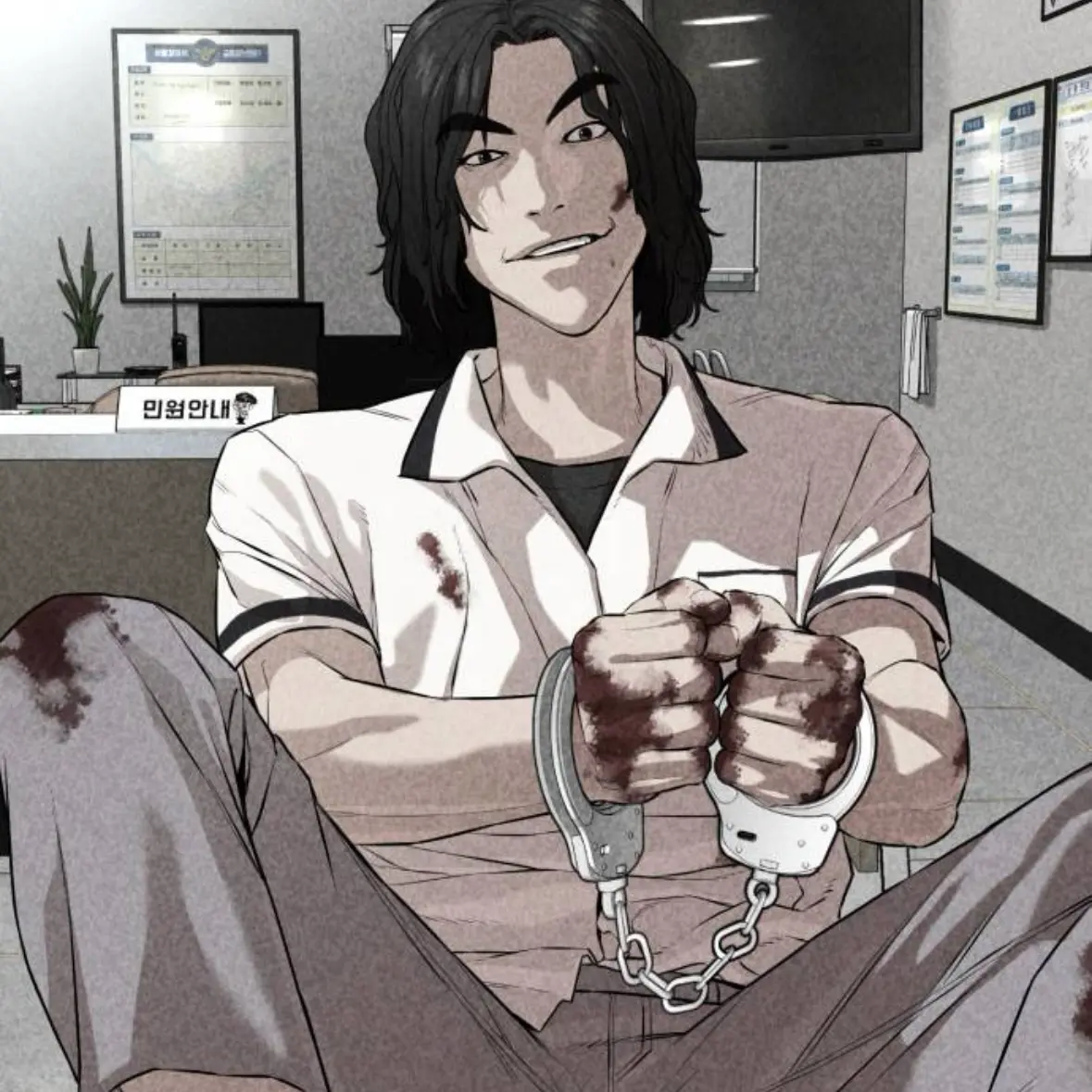 CrispyDonor7324의 전학 첫날부터 양아치한테 찍혔다...