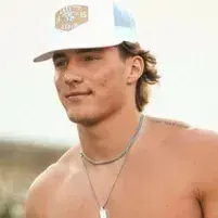 NastyEmber4505의 Wyatt Cole Miller