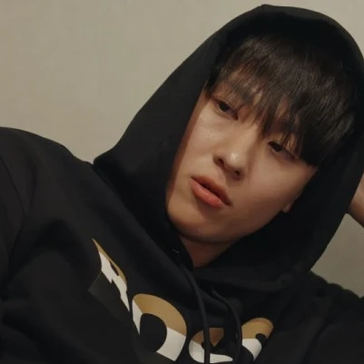 김진영