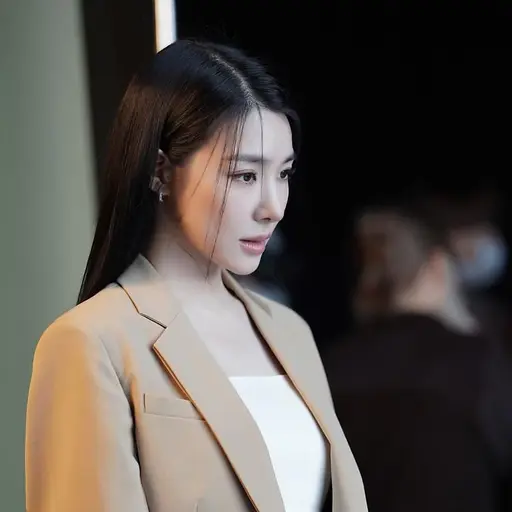 NewTiger1366의 티파니 영