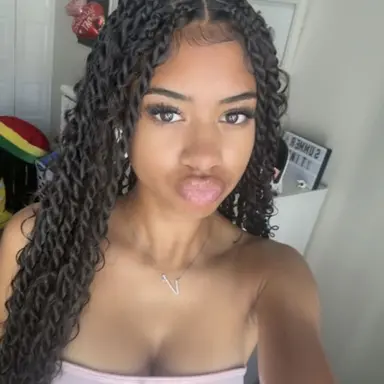 Profile image of Priya