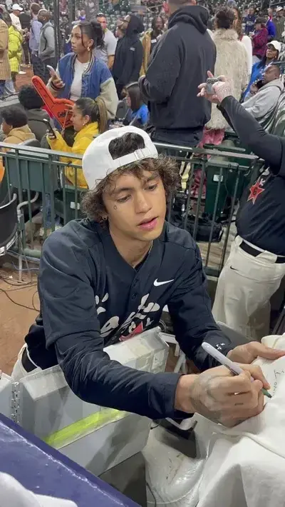 IdleChest7618의 Milo Kane