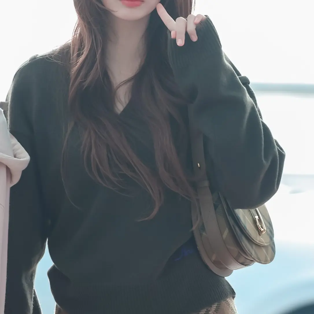 FatHost1005의 설윤아