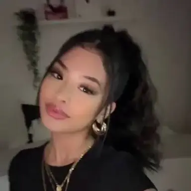 Profile image of Isabela