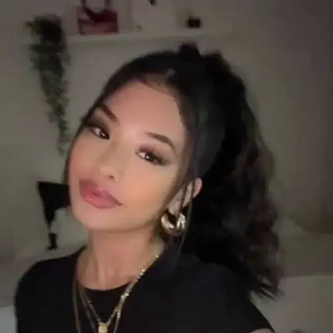 TealCodec1436의 Isabela