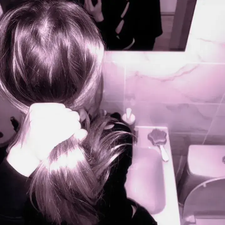 CloudyIdea8606의 Your Very Hormonal Girlfriend