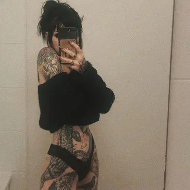 Profile image of Liv