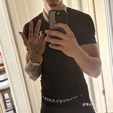 Profile image of Avenon