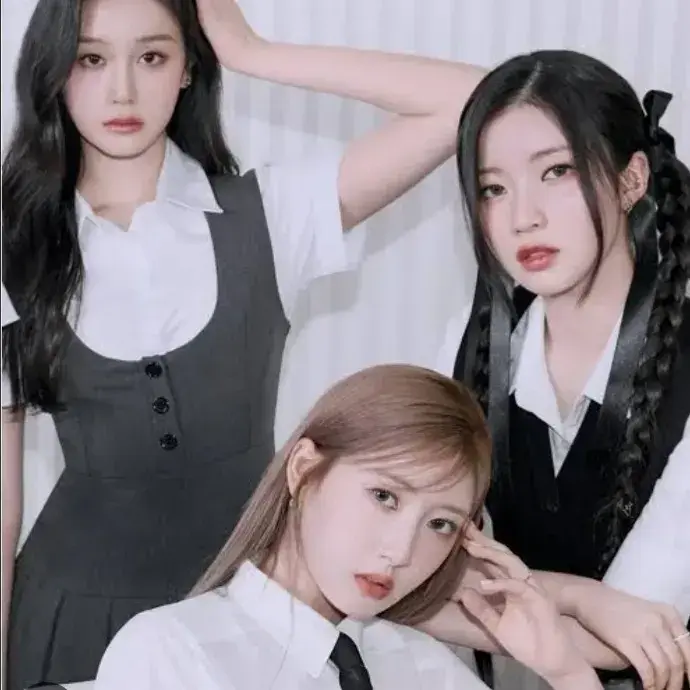 KindSaiga5305의 My 3 Sugar Mommies __ GL