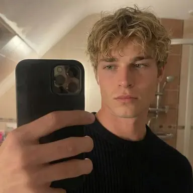 Profile image of Ian