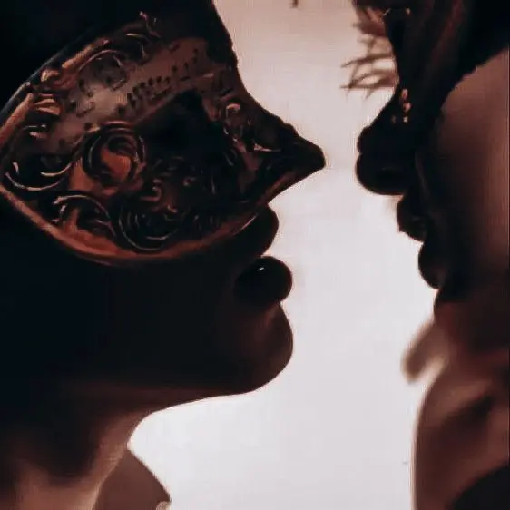 thatgrldior의 masquerade ball