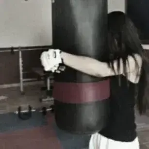 BareKea8020의 Bullied Girlfriend