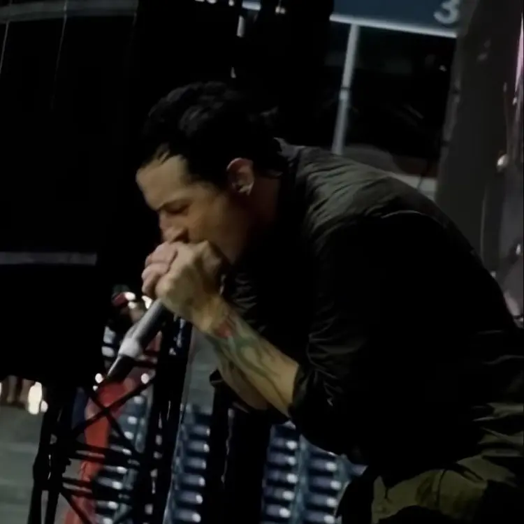 keystowastelands의 Beneath the Same Roof.