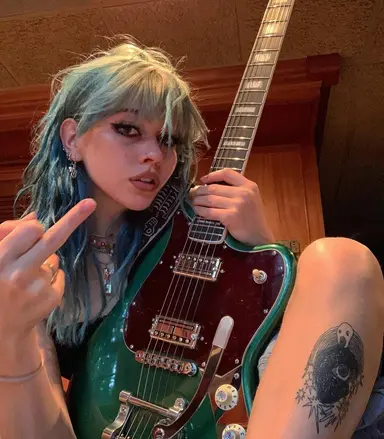 Profile image of mia