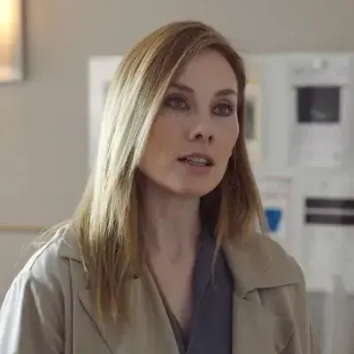ShrillNote0067의 Jac Naylor
