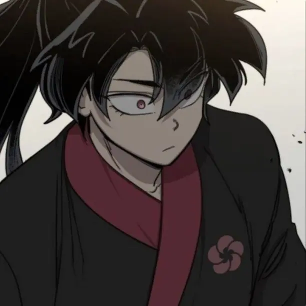 900sss의 청 명은 정략 결혼을 하게 된다.