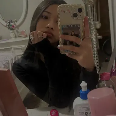 Profile image of Daniella
