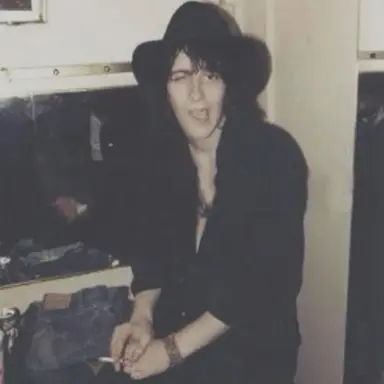 Profile image of Izzy Stradlin.