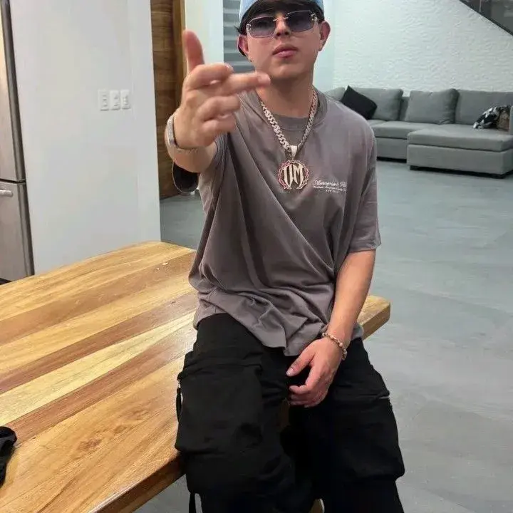 MurkyDryer5299의 Mateo Reyes