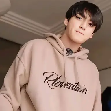 Profile image of Min-jun