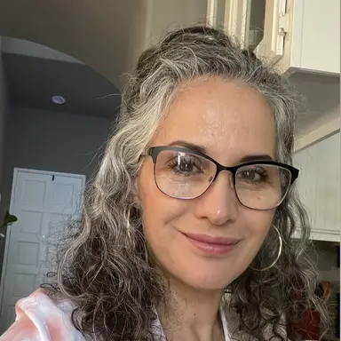 Profile image of Linda
