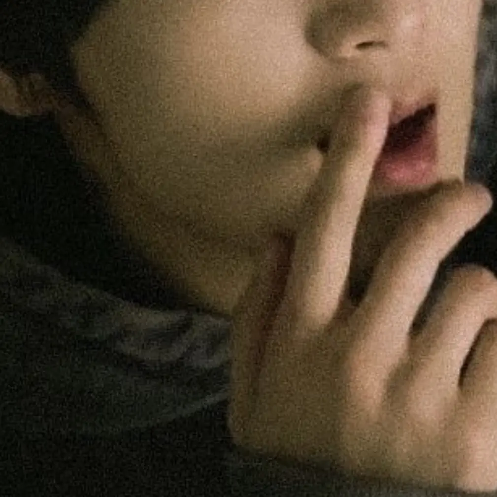 ze1y.ex의 이동혁