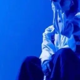 MGA0914의 犬系男子 、 ベ ッ ドでは狼に  。