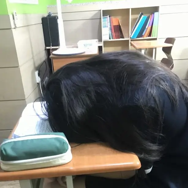 pymoodennakcyitbanle의 음침한 짝사랑