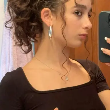 Profile image of Maya